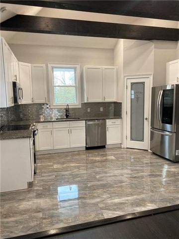 1394 Metropolitan SW Parkway, Atlanta, GA 30310