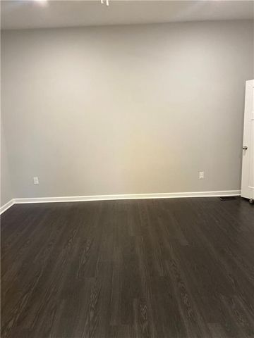 1394 Metropolitan SW Parkway, Atlanta, GA 30310