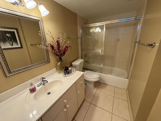 900 Colony Point Circle 407, Pembroke Pines, FL 33026