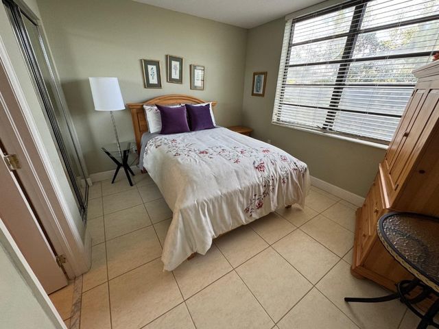 900 Colony Point Circle 407, Pembroke Pines, FL 33026