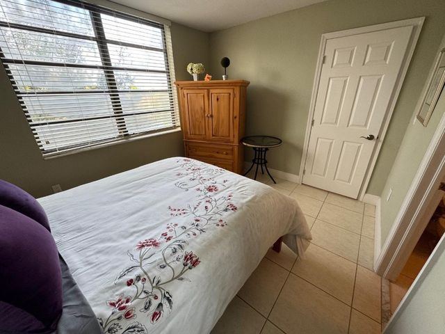 900 Colony Point Circle 407, Pembroke Pines, FL 33026