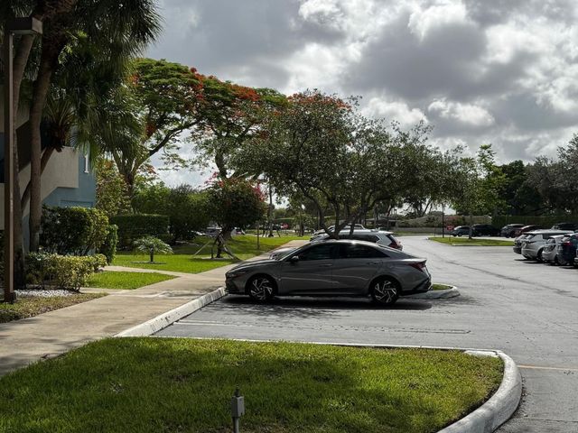 900 Colony Point Circle 407, Pembroke Pines, FL 33026