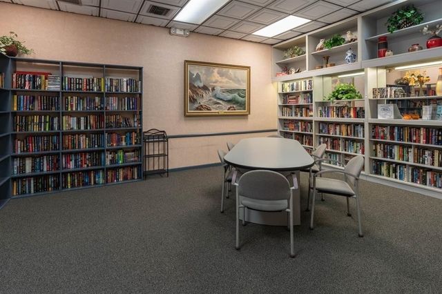 900 Colony Point Circle 407, Pembroke Pines, FL 33026