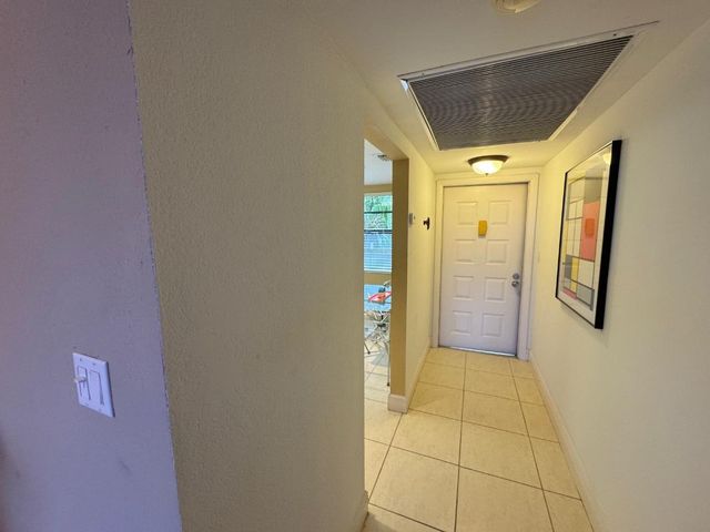 900 Colony Point Circle 407, Pembroke Pines, FL 33026