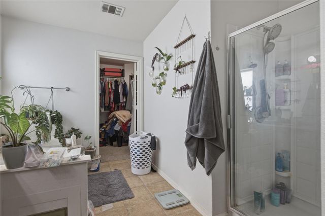 1303 Sunflower LN, San Marcos, TX 78666