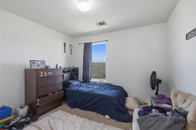 1303 Sunflower LN, San Marcos, TX 78666