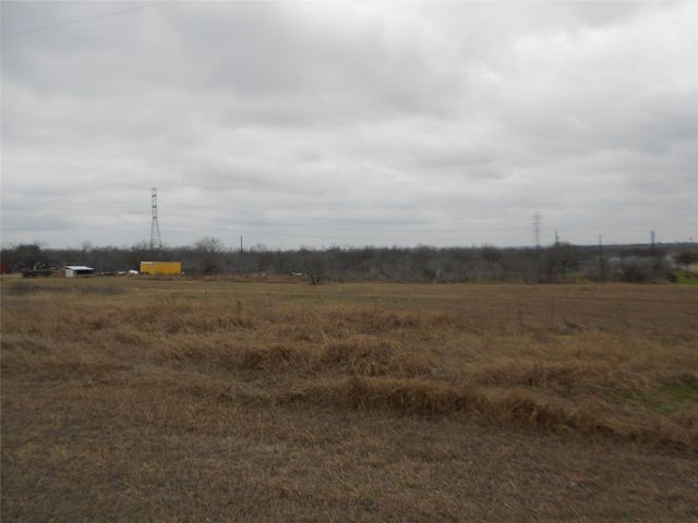 6612 Williamson RD, Creedmoor, TX 78610