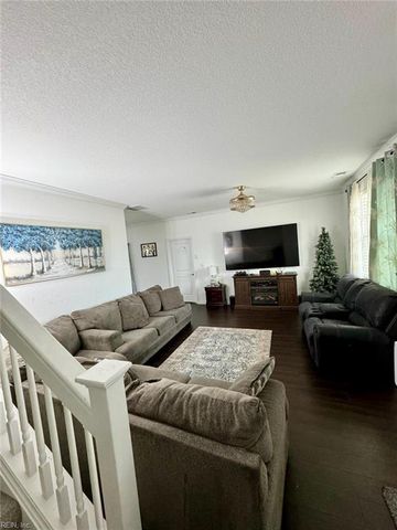 4080 Trenwith LN, Virginia Beach, VA 23456