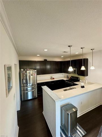 4080 Trenwith LN, Virginia Beach, VA 23456