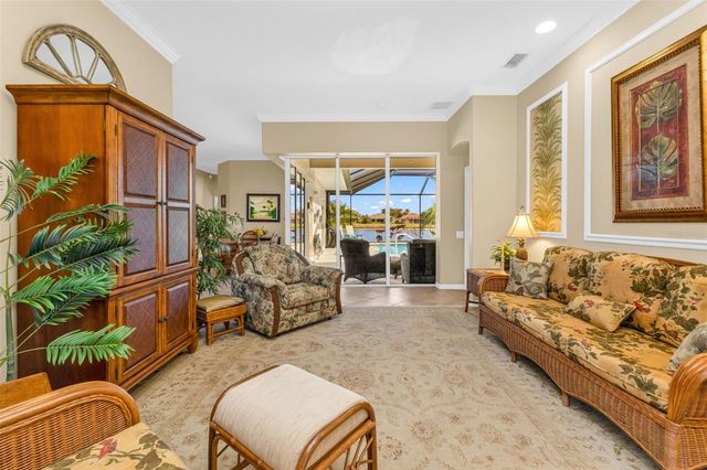 1989 COCONUT PALM CIRCLE, North Port, FL 34288