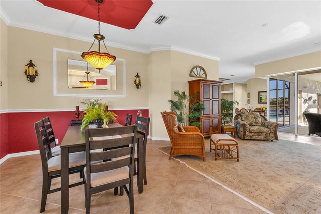 1989 COCONUT PALM CIRCLE, North Port, FL 34288