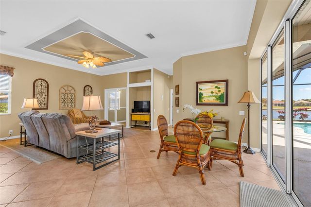 1989 COCONUT PALM CIRCLE, North Port, FL 34288