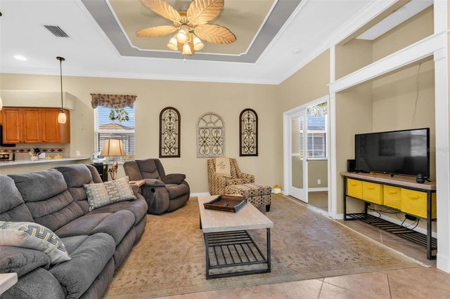 1989 COCONUT PALM CIRCLE, North Port, FL 34288