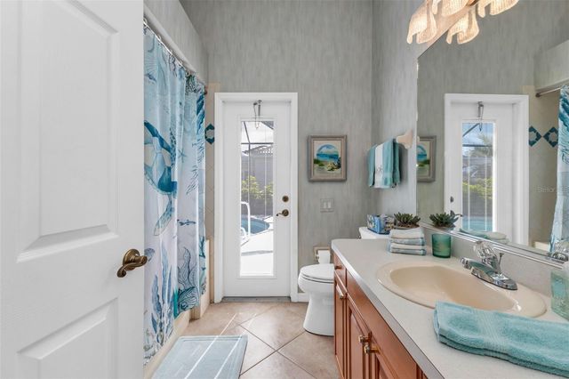 1989 COCONUT PALM CIRCLE, North Port, FL 34288