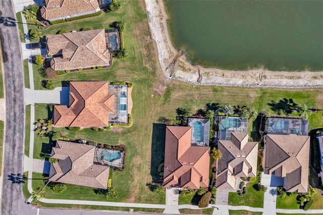 1989 COCONUT PALM CIRCLE, North Port, FL 34288