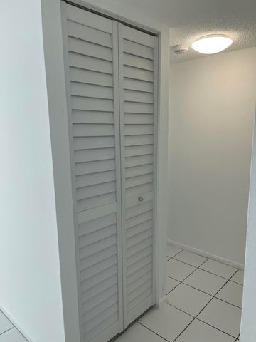 801 Three Islands Boulevard 306, Hallandale Beach, FL 33009