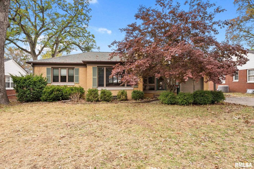 2721 30TH Avenue, Rock Island, IL 61201