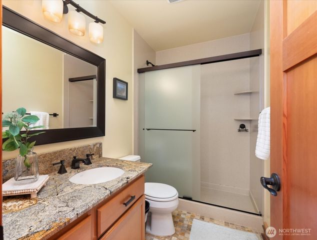 1355 Sealawn Boulevard, Freeland, WA 98249