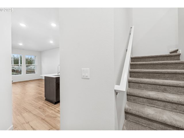 3683 Sw 209th Ave, Hillsboro, OR 97123