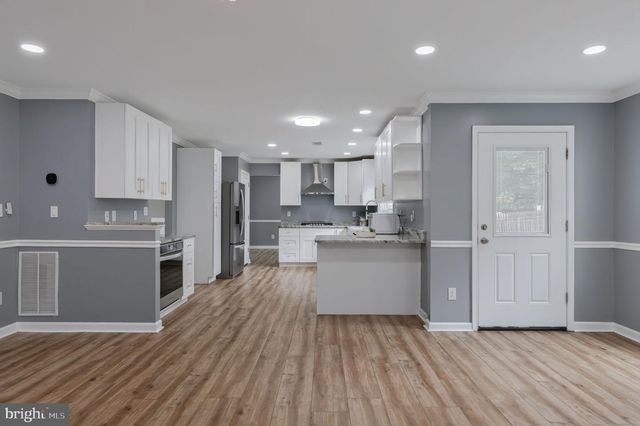 3001 MARISA CT, Woodbridge, VA 22192