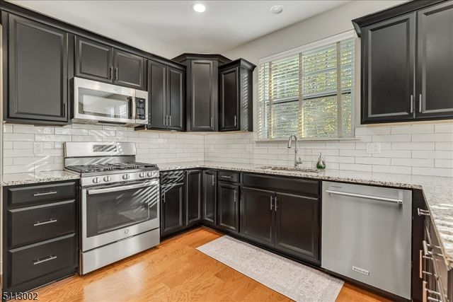 27 Bellflower Ct, Allamuchy Twp., NJ 07882