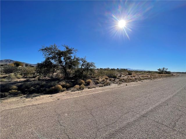 9230 Rio Verde Drive, Kingman, AZ 86401