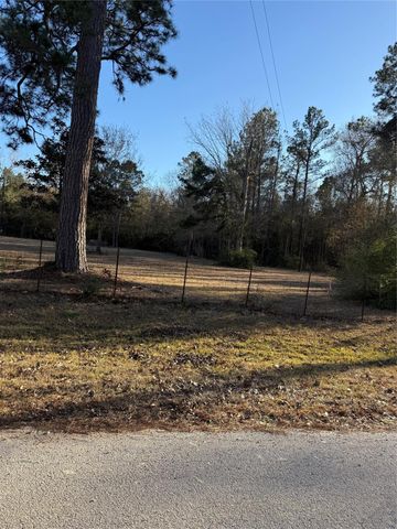 1621 County Road 308, Cleveland, TX 77327
