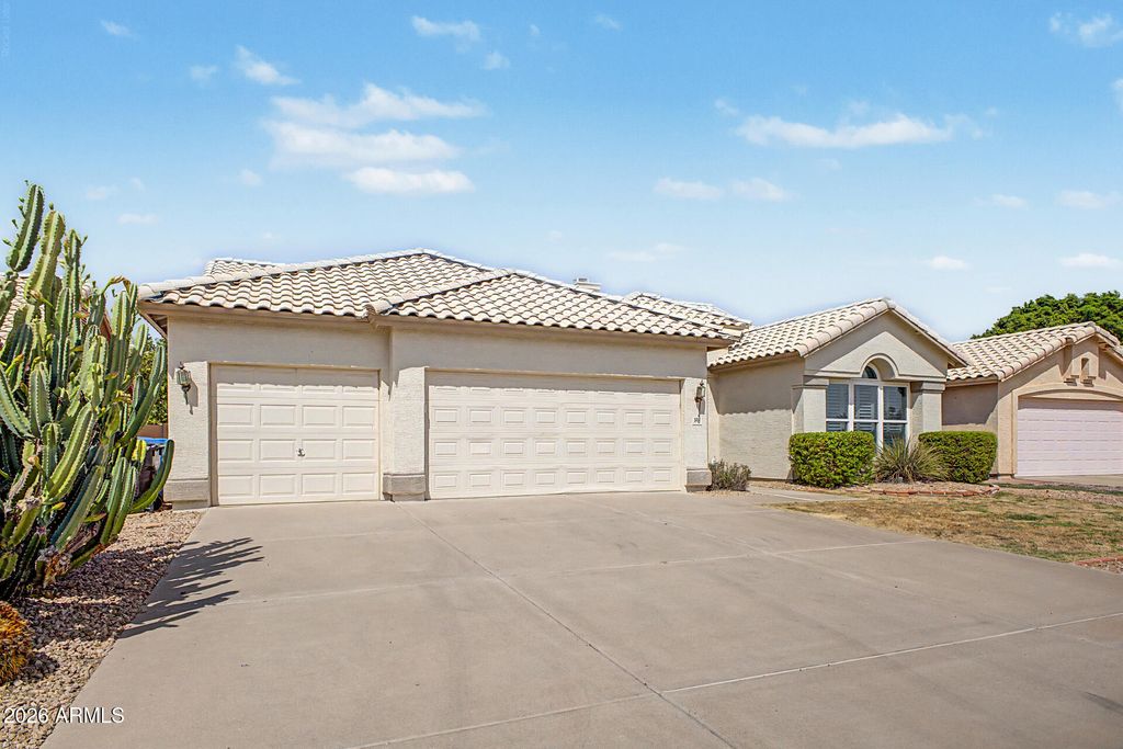 3334 E UTOPIA Road, Phoenix, AZ 85050 — photo 3