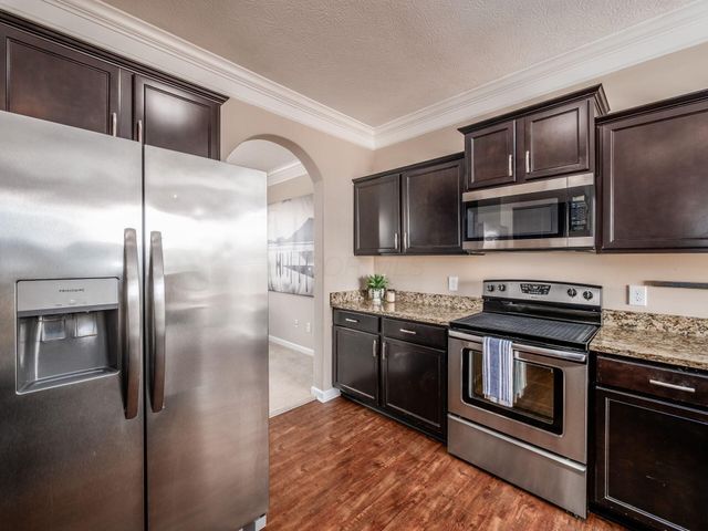 8785 Olenmead Drive, Lewis Center, OH 43035