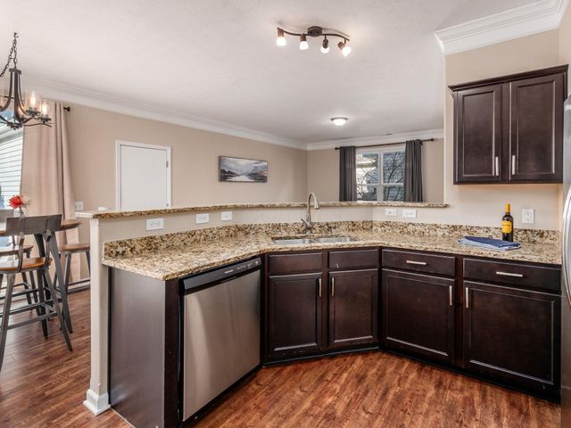 8785 Olenmead Drive, Lewis Center, OH 43035