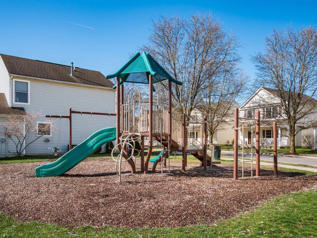 8785 Olenmead Drive, Lewis Center, OH 43035