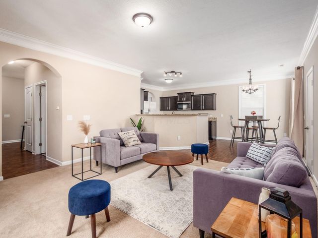 8785 Olenmead Drive, Lewis Center, OH 43035