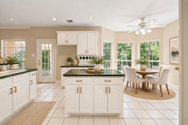 1009 Spanish Oak Drive, Flower Mound, TX 75028