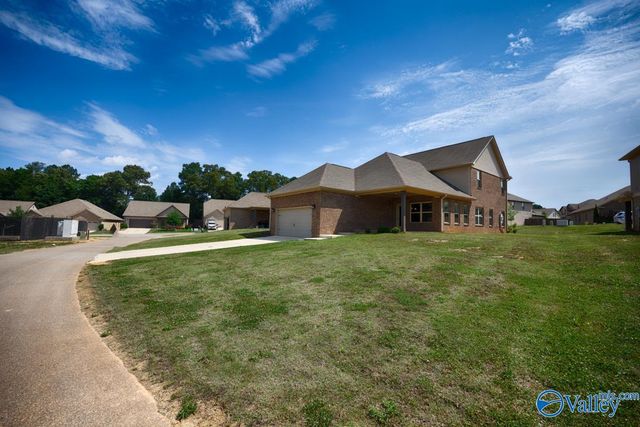 118 Sartain Street, New Market, AL 35761