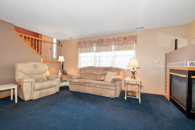 10934 S Lorel Avenue 10934, Oak Lawn, IL 60453