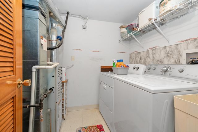 10934 S Lorel Avenue 10934, Oak Lawn, IL 60453