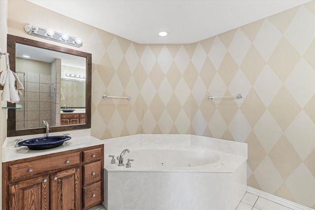 9 Horseman Drive, Lucas, TX 75002