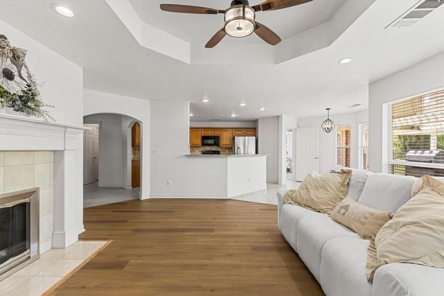 9 Horseman Drive, Lucas, TX 75002