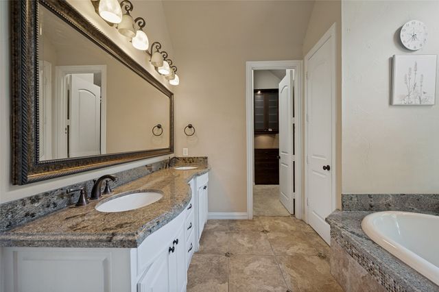 3785 Park Place, Addison, TX 75001