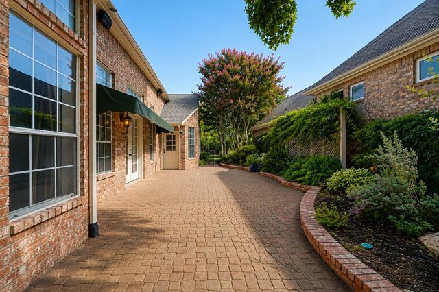 3785 Park Place, Addison, TX 75001