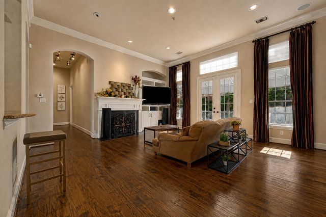 3785 Park Place, Addison, TX 75001