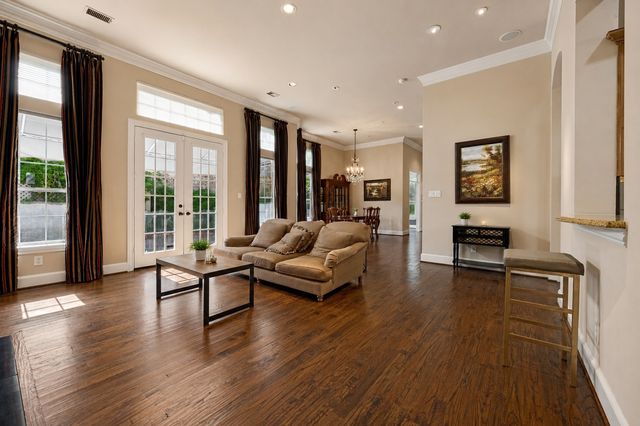 3785 Park Place, Addison, TX 75001