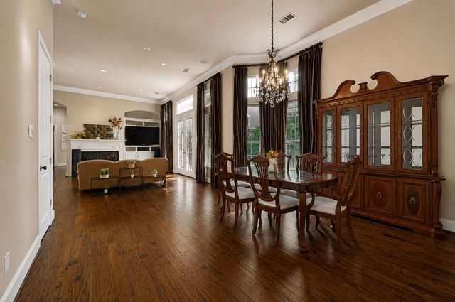 3785 Park Place, Addison, TX 75001