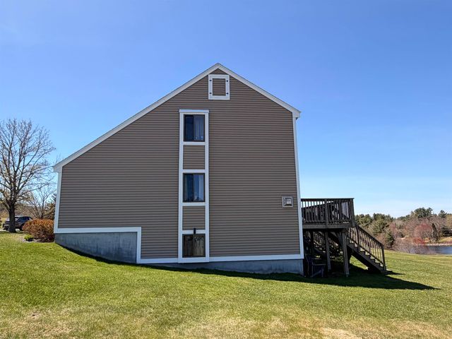 20 Pendleton Lane, Londonderry, NH 03053