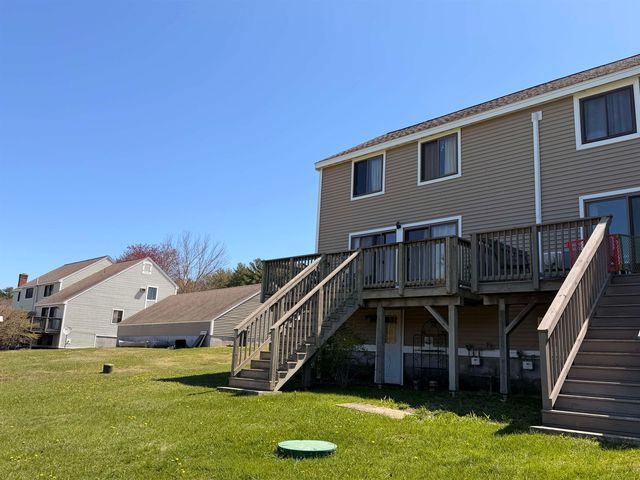 20 Pendleton Lane, Londonderry, NH 03053