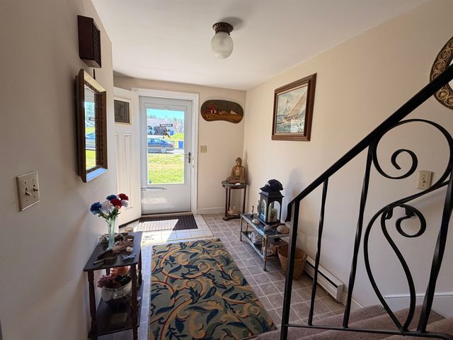 20 Pendleton Lane, Londonderry, NH 03053