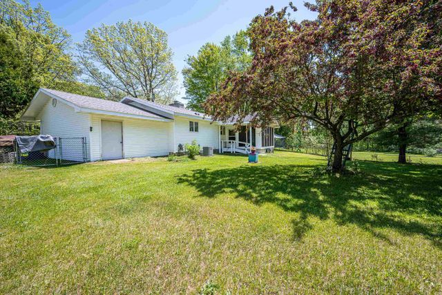 2881 Dean Street, Harrison, MI 48625