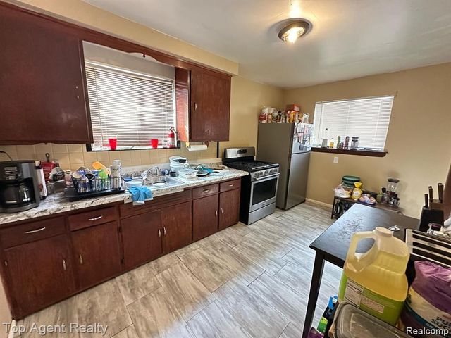 20485 Helen Street, Detroit, MI 48234