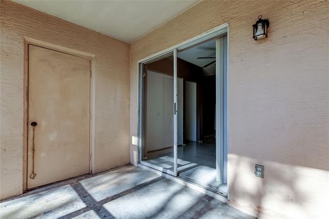 6318 BAYSIDE KEY DRIVE, Tampa, FL 33615