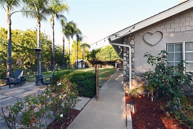 17371 Mockingbird Canyon, Riverside, CA 92504